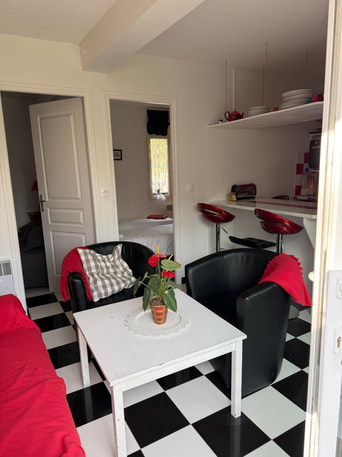 Birchbank Cottage - Disney 30Min Coulommiers Extérieur photo